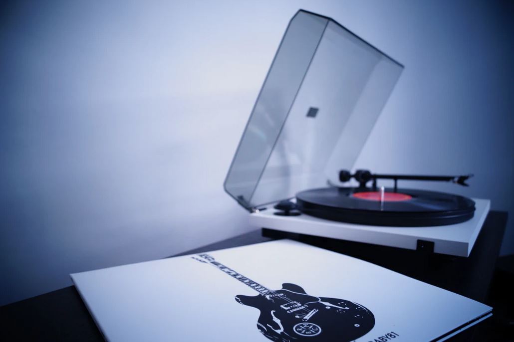 Comment mesurer une courroie de platine vinyle ? – Thriller Tour – Live